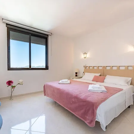 Malagasuite Skyviews * Fuengirola