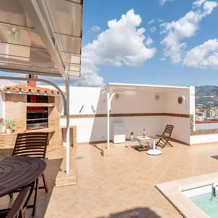 Malagasuite Skyviews Apartment