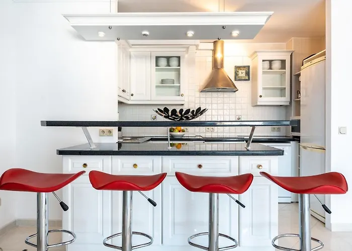 Malagasuite Skyviews * Fuengirola