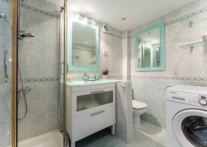 Malagasuite Skyviews アパート